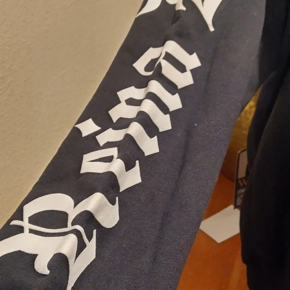 Jenni Rivera Hoodie XL Bundle - Picture 4 of 8